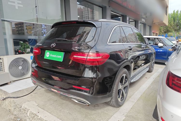 Used Mercedes-Benz GLC 2019 Facelift GLC 260 L 4MATIC Luxury Model Rear Right 45 Deg