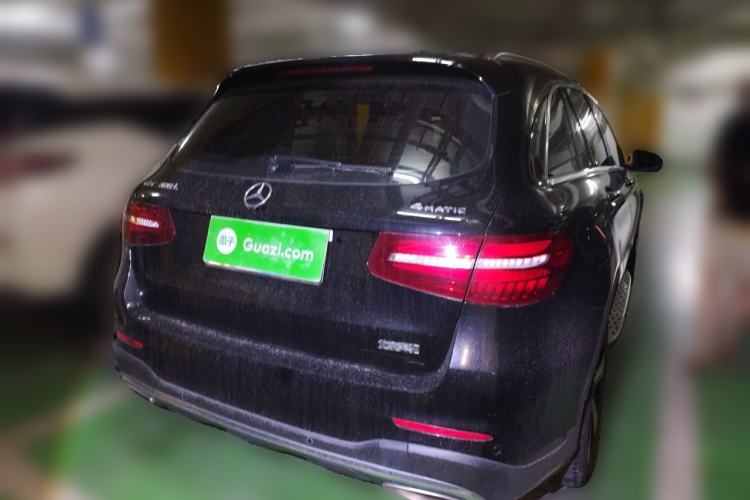 Used Mercedes-Benz GLC 2019 GLC 300 L 4MATIC Dynamic Model Rear Right 45 Deg