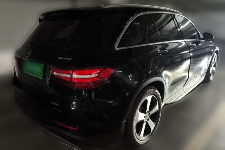 Used Mercedes-Benz GLC 2019 Facelift GLC 260 L 4MATIC Luxury Model Rear Right 45 Deg