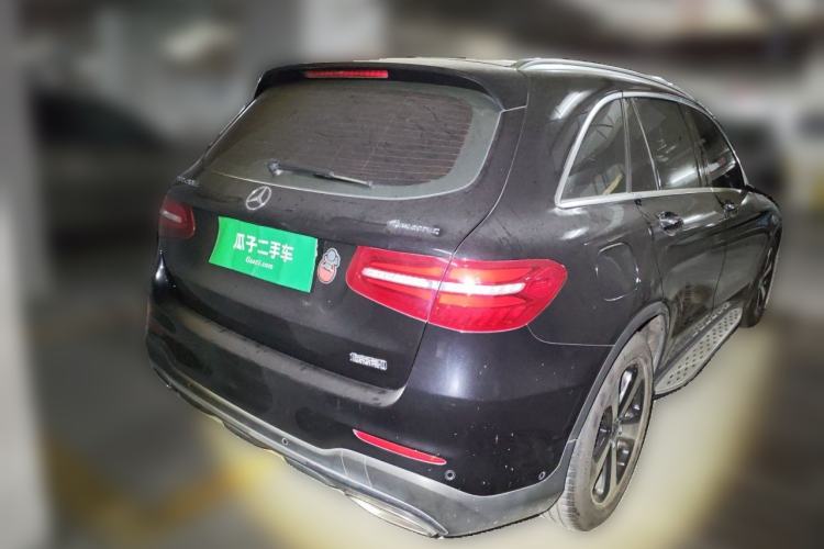Used Mercedes-Benz GLC 2019 Facelift GLC 260 L 4MATIC Luxury Model Rear Right 45 Deg