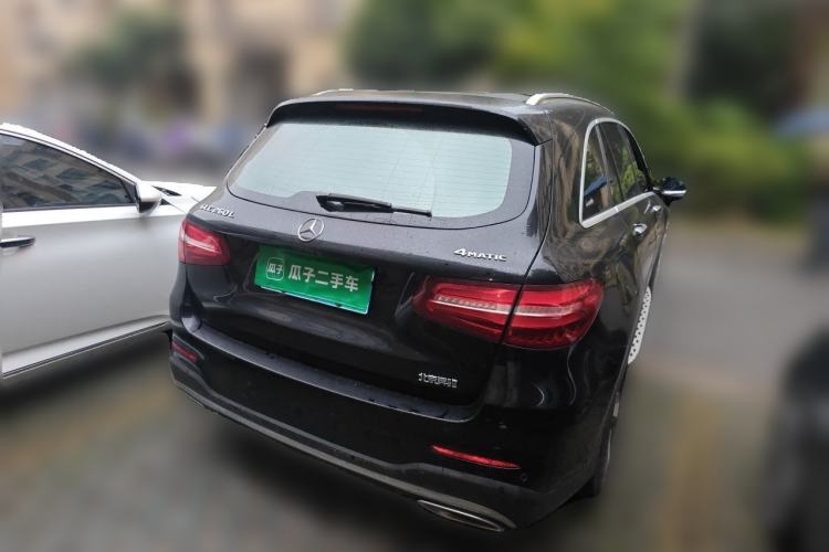 Used Mercedes-Benz GLC 2019 Facelift GLC 260 L 4MATIC Luxury Model Rear Right 45 Deg
