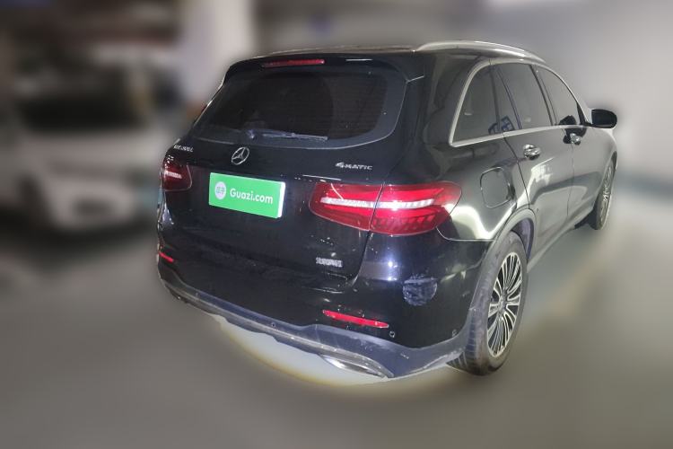 Used Mercedes-Benz GLC 2019 GLC 260 L 4MATIC Dynamic Model Rear Right 45 Deg