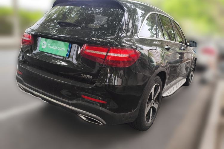 Used Mercedes-Benz GLC 2019 Facelift GLC 260 L 4MATIC Luxury Model Rear Right 45 Deg