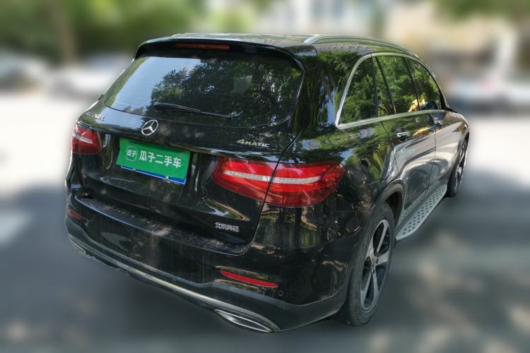 Used Mercedes-Benz GLC 2019 Facelift GLC 260 L 4MATIC Luxury Model Rear Right 45 Deg