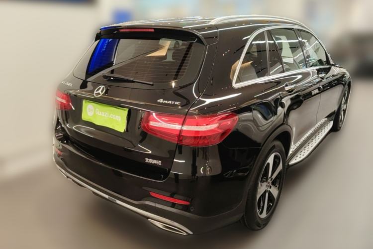 Used Mercedes-Benz GLC 2019 Facelift GLC 260 L 4MATIC Luxury Model Rear Right 45 Deg