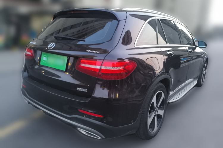 Used Mercedes-Benz GLC 2019 Facelift GLC 260 L 4MATIC Luxury Model Rear Right 45 Deg