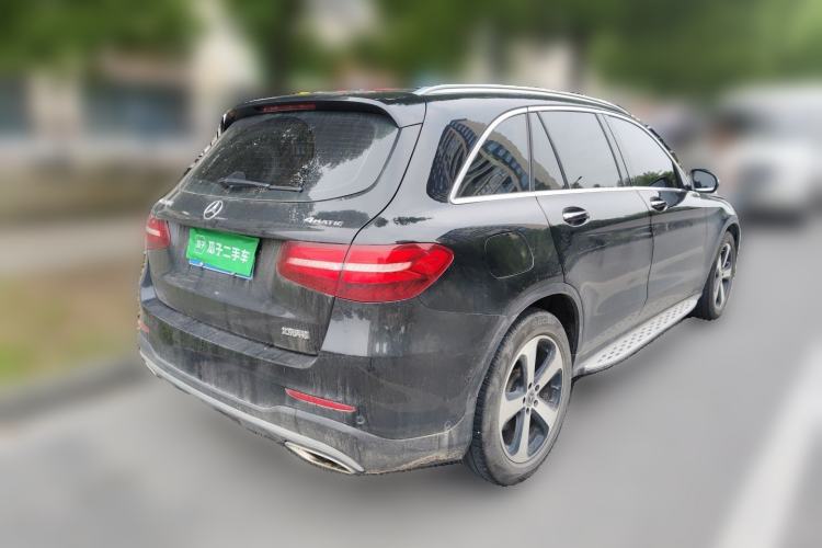 Used Mercedes-Benz GLC 2019 Facelift GLC 260 L 4MATIC Luxury Model Rear Right 45 Deg