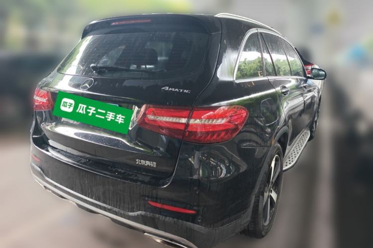 Used Mercedes-Benz GLC 2019 GLC 260 4MATIC Luxury Model Rear Right 45 Deg