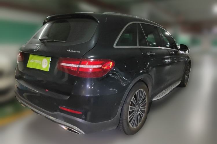 Used Mercedes-Benz GLC 2019 GLC 260 L 4MATIC Dynamic Model Rear Right 45 Deg