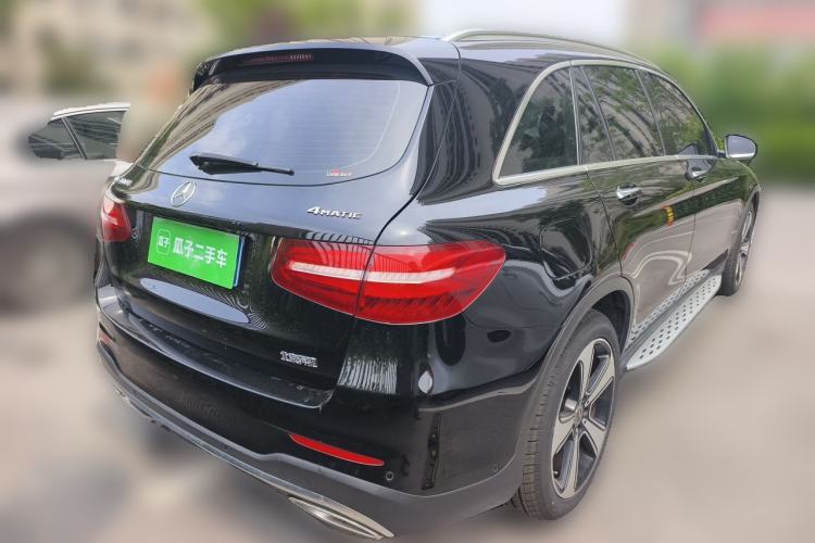Used Mercedes-Benz GLC 2019 GLC 300 L 4MATIC Dynamic Model Rear Right 45 Deg