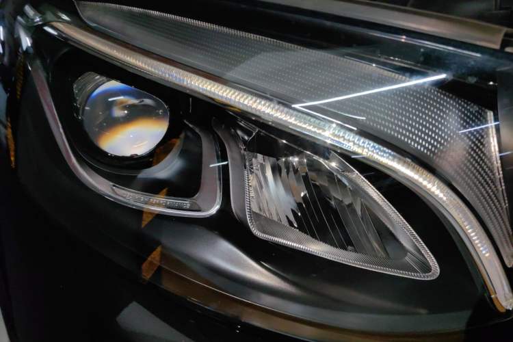 Used Mercedes-Benz GLC 2019 Facelift GLC 260 L 4MATIC Luxury Model Right Front Headlight