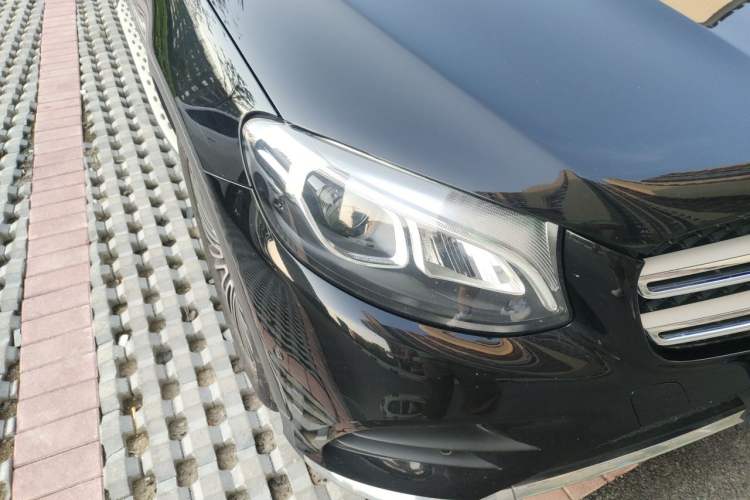 Used Mercedes-Benz GLC 2019 GLC 260 L 4MATIC Dynamic Model Right Front Headlight