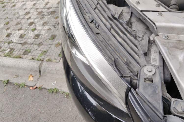 Used Mercedes-Benz GLC 2019 GLC 200 L 4MATIC Right Front Headlight
