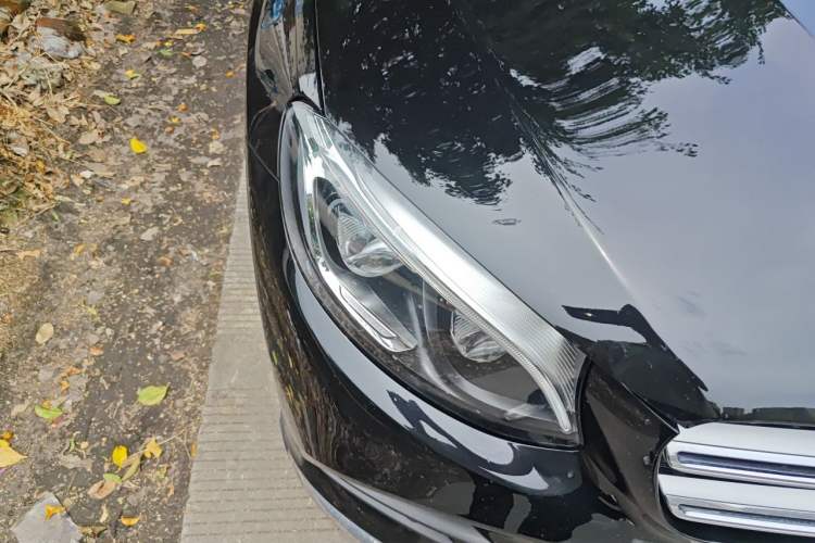 Used Mercedes-Benz GLC 2019 GLC 300 L 4MATIC Luxury Model Right Front Headlight