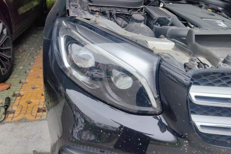 Used Mercedes-Benz GLC 2019 GLC 300 L 4MATIC Dynamic Model Right Front Headlight