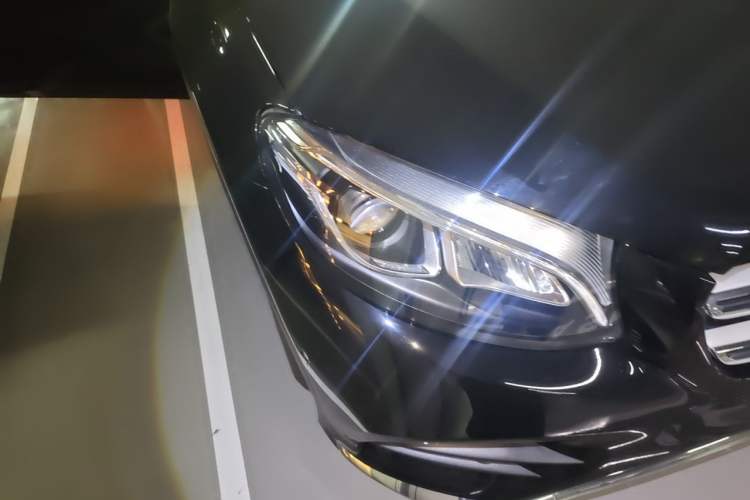 Used Mercedes-Benz GLC 2019 GLC 260 L 4MATIC Dynamic Model Right Front Headlight
