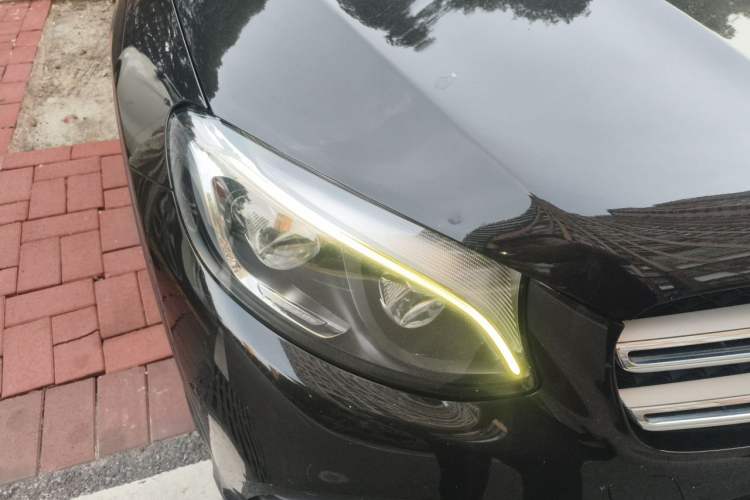 Used Mercedes-Benz GLC 2019 Refreshed GLC 300 L 4MATIC Dynamic Edition Right Front Headlight