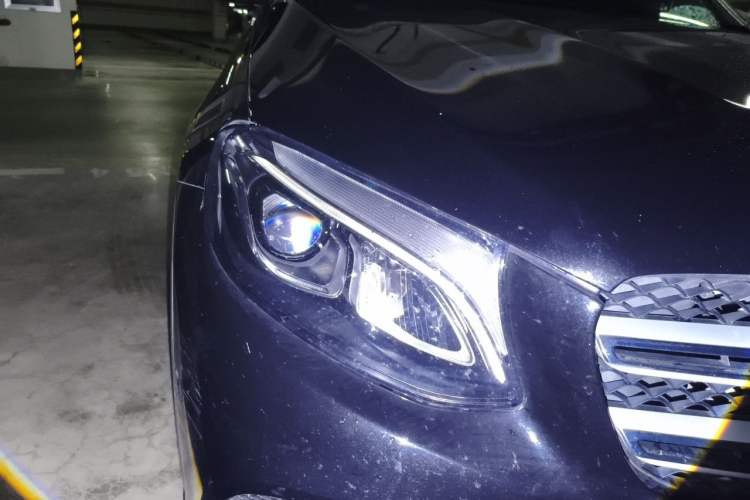 Used Mercedes-Benz GLC 2019 GLC 260 L 4MATIC Dynamic Model Right Front Headlight
