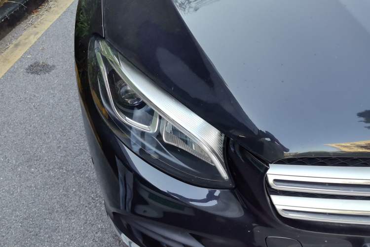 Used Mercedes-Benz GLC 2019 GLC 260 L 4MATIC Dynamic Model Right Front Headlight