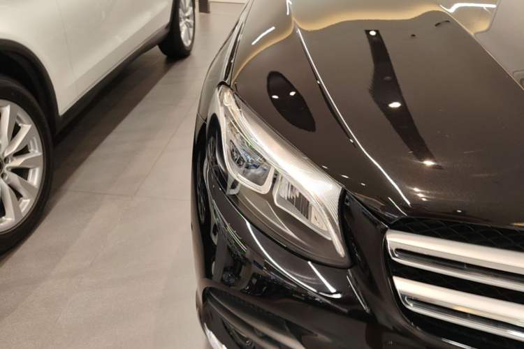 Used Mercedes-Benz GLC 2019 Facelift GLC 260 L 4MATIC Luxury Model Right Front Headlight