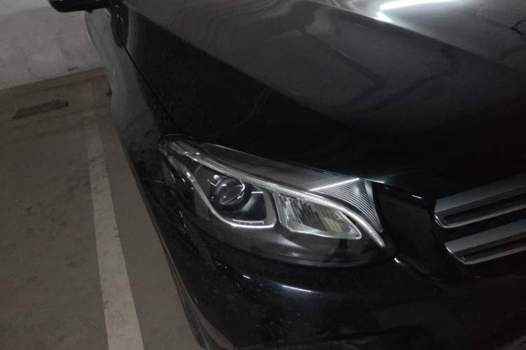 Used Mercedes-Benz GLC 2019 GLC 260 L 4MATIC Dynamic Model Right Front Headlight