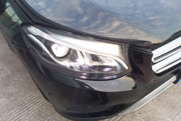 Used Mercedes-Benz GLC 2019 GLC 200 L 4MATIC Right Front Headlight