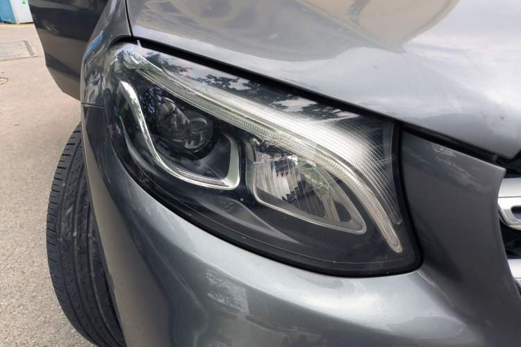 Used Mercedes-Benz GLC 2019 Facelift GLC 260 L 4MATIC Luxury Model Right Front Headlight