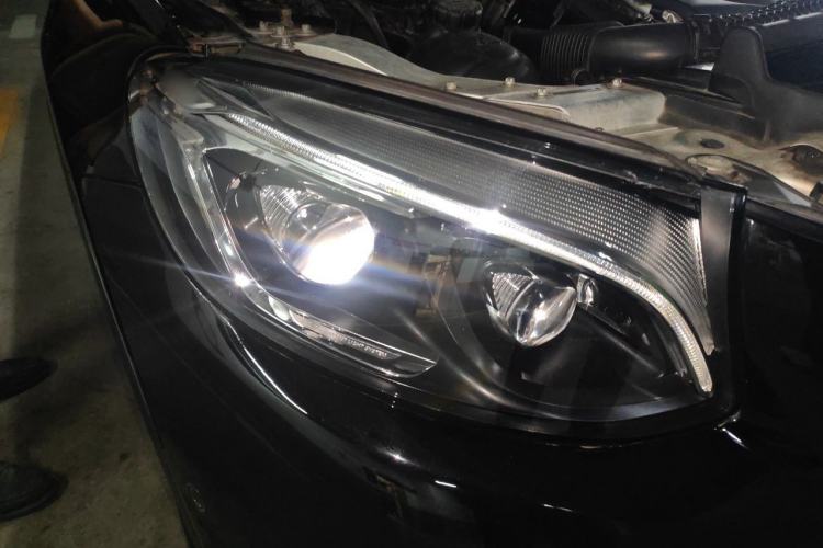 Used Mercedes-Benz GLC 2019 Refreshed GLC 300 L 4MATIC Dynamic Edition Right Front Headlight