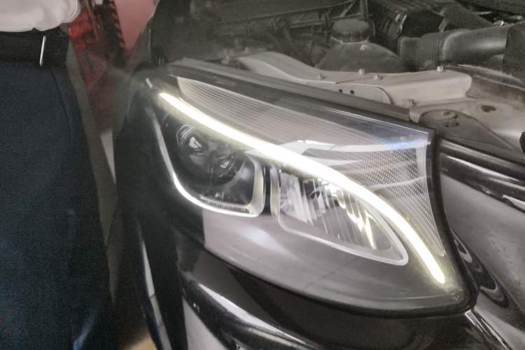 Used Mercedes-Benz GLC 2019 GLC 200 L 4MATIC Right Front Headlight