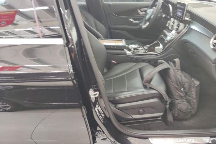Used Mercedes-Benz GLC 2019 GLC 260 L 4MATIC Dynamic Model Right Front Seat