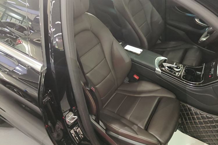Used Mercedes-Benz GLC 2019 GLC 260 L 4MATIC Dynamic Model Right Front Seat