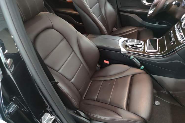Used Mercedes-Benz GLC 2019 GLC 260 L 4MATIC Dynamic Model Right Front Seat