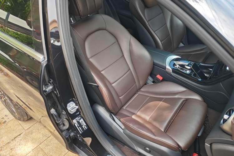 Used Mercedes-Benz GLC 2019 GLC 200 L 4MATIC Right Front Seat