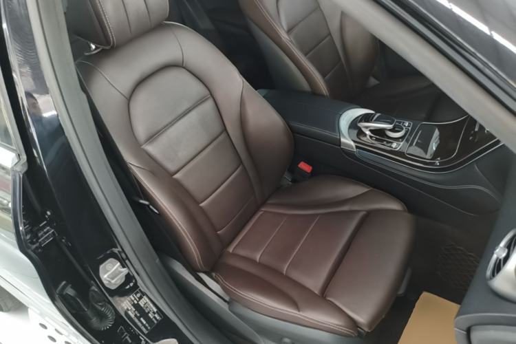 Used Mercedes-Benz GLC 2019 GLC 260 L 4MATIC Dynamic Model Right Front Seat