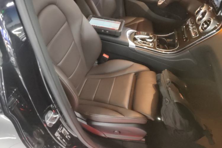Used Mercedes-Benz GLC 2019 GLC 260 L 4MATIC Dynamic Model Right Front Seat