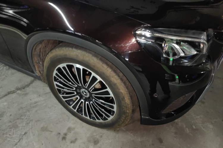 Used Mercedes-Benz GLC 2019 GLC 200 L 4MATIC Right Front Wheel Hub