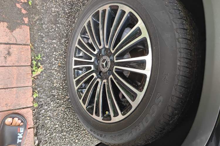 Used Mercedes-Benz GLC 2019 GLC 260 L 4MATIC Dynamic Model Right Front Wheel Hub