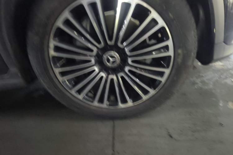 Used Mercedes-Benz GLC 2019 GLC 200 L 4MATIC Right Front Wheel Hub