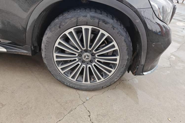 Used Mercedes-Benz GLC 2019 GLC 260 L 4MATIC Dynamic Model Right Front Wheel Hub