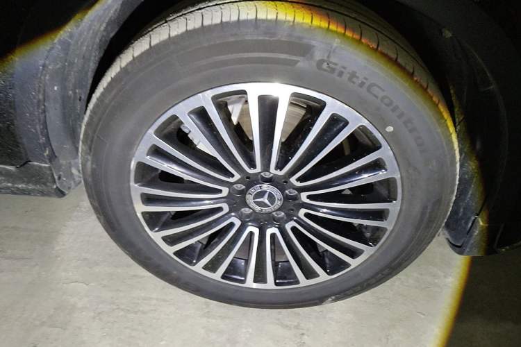 Used Mercedes-Benz GLC 2019 GLC 260 L 4MATIC Dynamic Model Right Front Wheel Hub