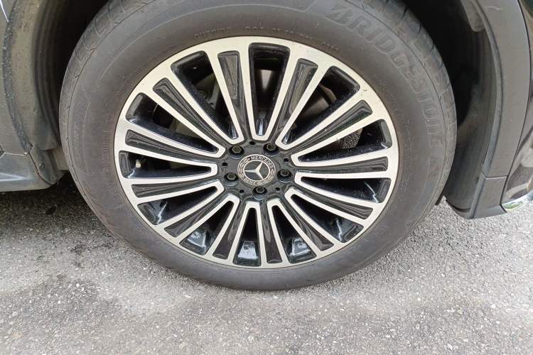 Used Mercedes-Benz GLC 2019 GLC 260 4MATIC Dynamic Edition Right Front Wheel Hub