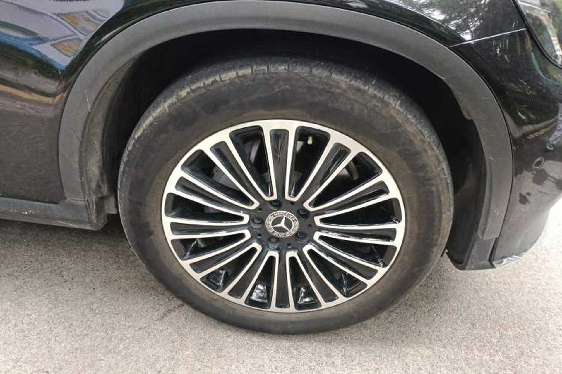 Used Mercedes-Benz GLC 2019 GLC 260 L 4MATIC Dynamic Model Right Front Wheel Hub