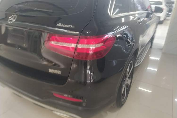 Used Mercedes-Benz GLC 2019 GLC 260 L 4MATIC Luxury Model Right Rear Taillight