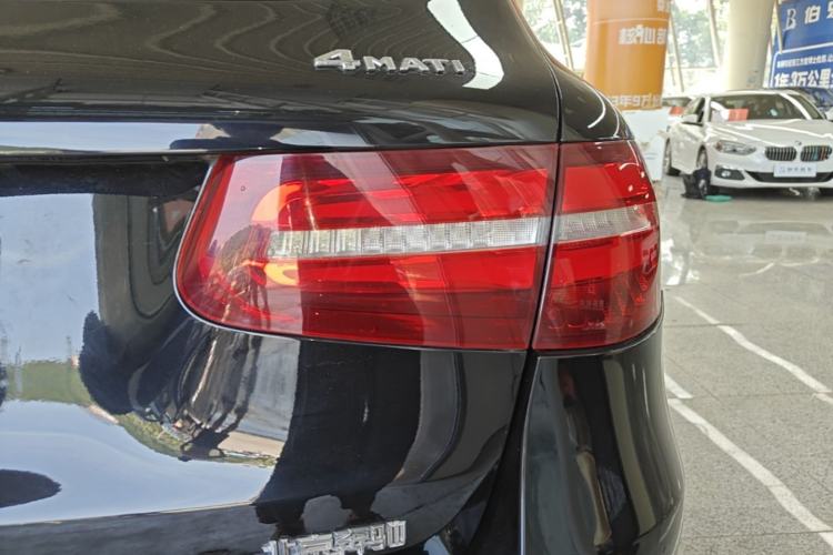 Used Mercedes-Benz GLC 2019 GLC 260 L 4MATIC Dynamic Model Right Rear Taillight