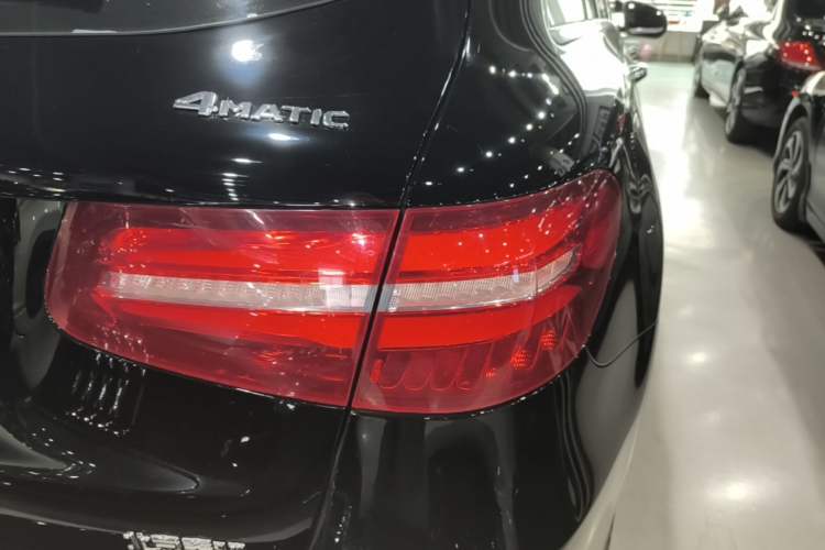 Used Mercedes-Benz GLC 2019 GLC 260 L 4MATIC Dynamic Model Right Rear Taillight