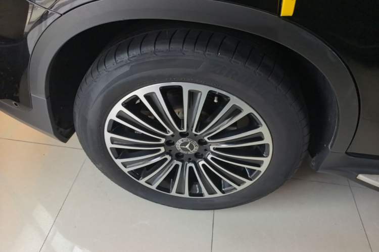 Used Mercedes-Benz GLC 2019 GLC 260 L 4MATIC Dynamic Model Right Rear Wheel Hub