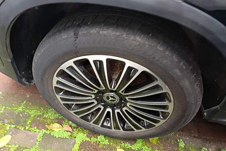 Used Mercedes-Benz GLC 2019 GLC 260 L 4MATIC Dynamic Model Right Rear Wheel Hub