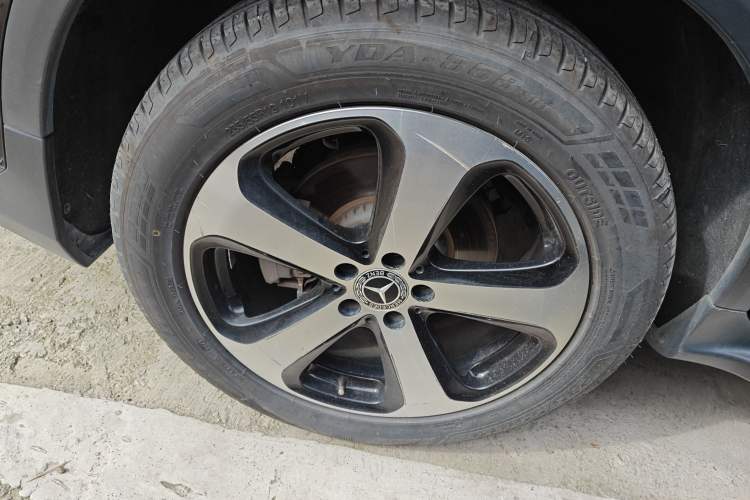 Used Mercedes-Benz GLC 2019 Facelift GLC 260 L 4MATIC Luxury Model Right Rear Wheel Hub