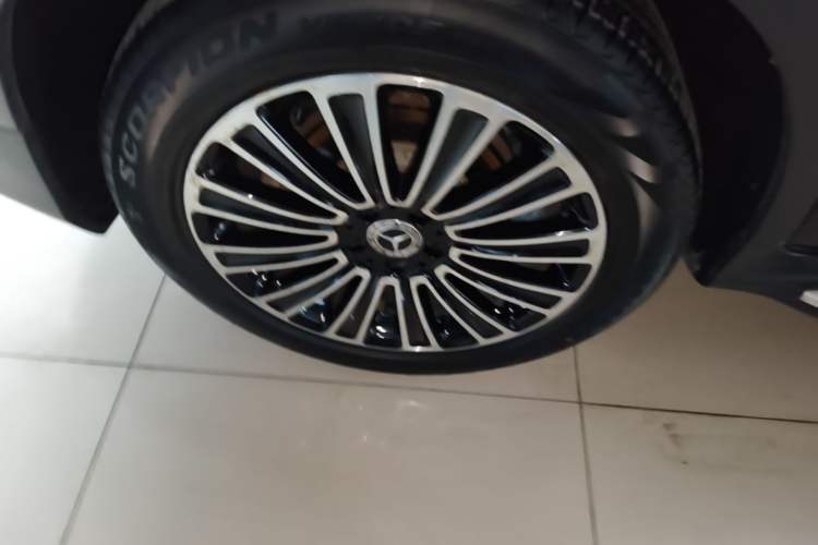 Used Mercedes-Benz GLC 2019 GLC 260 L 4MATIC Dynamic Model Right Rear Wheel Hub