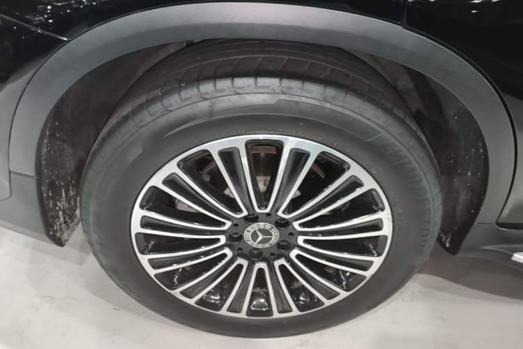 Used Mercedes-Benz GLC 2019 GLC 260 L 4MATIC Dynamic Model Right Rear Wheel Hub
